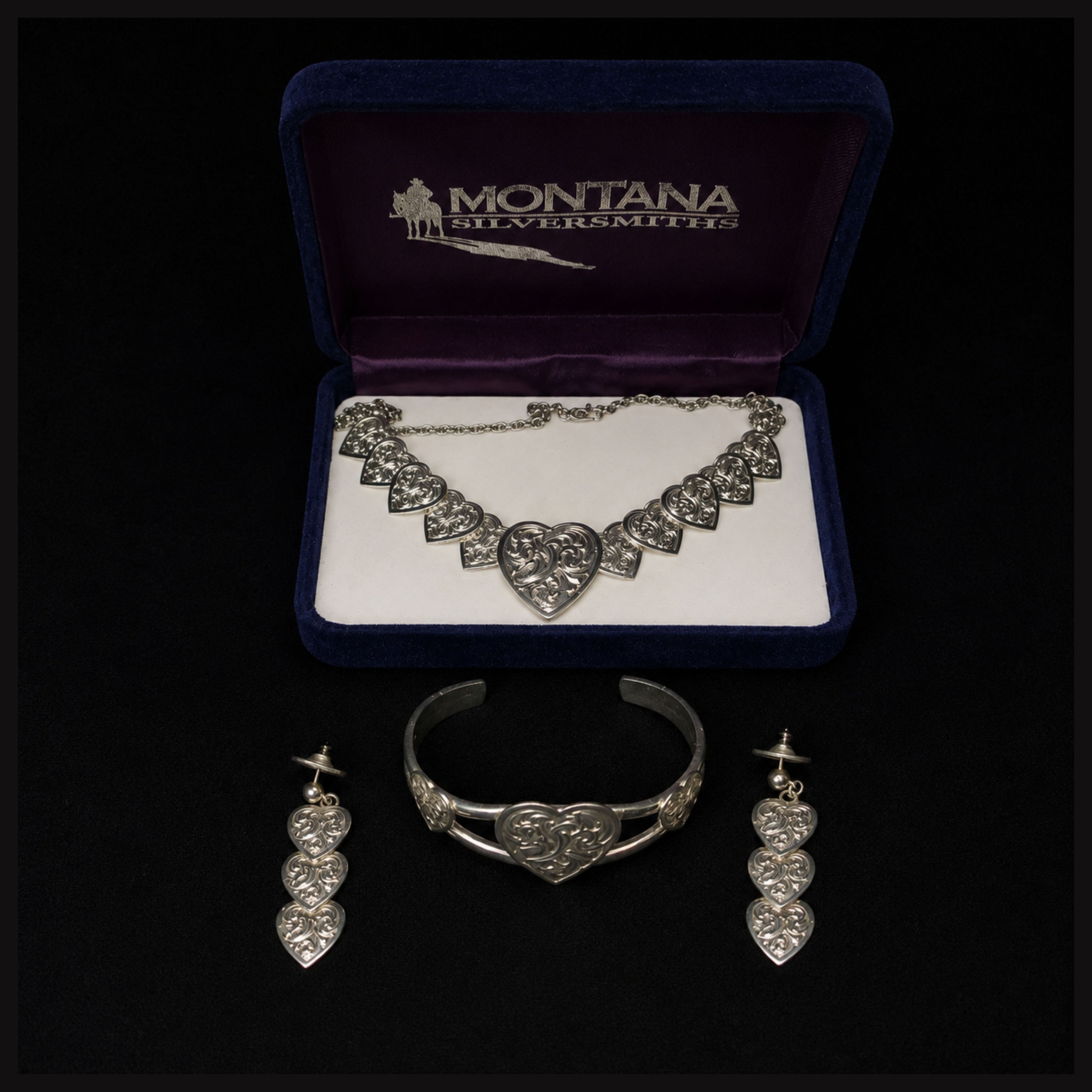 Montana Silversmiths Western Heart Jewelry Set Necklace Bracelet Earrings w/ Original Box