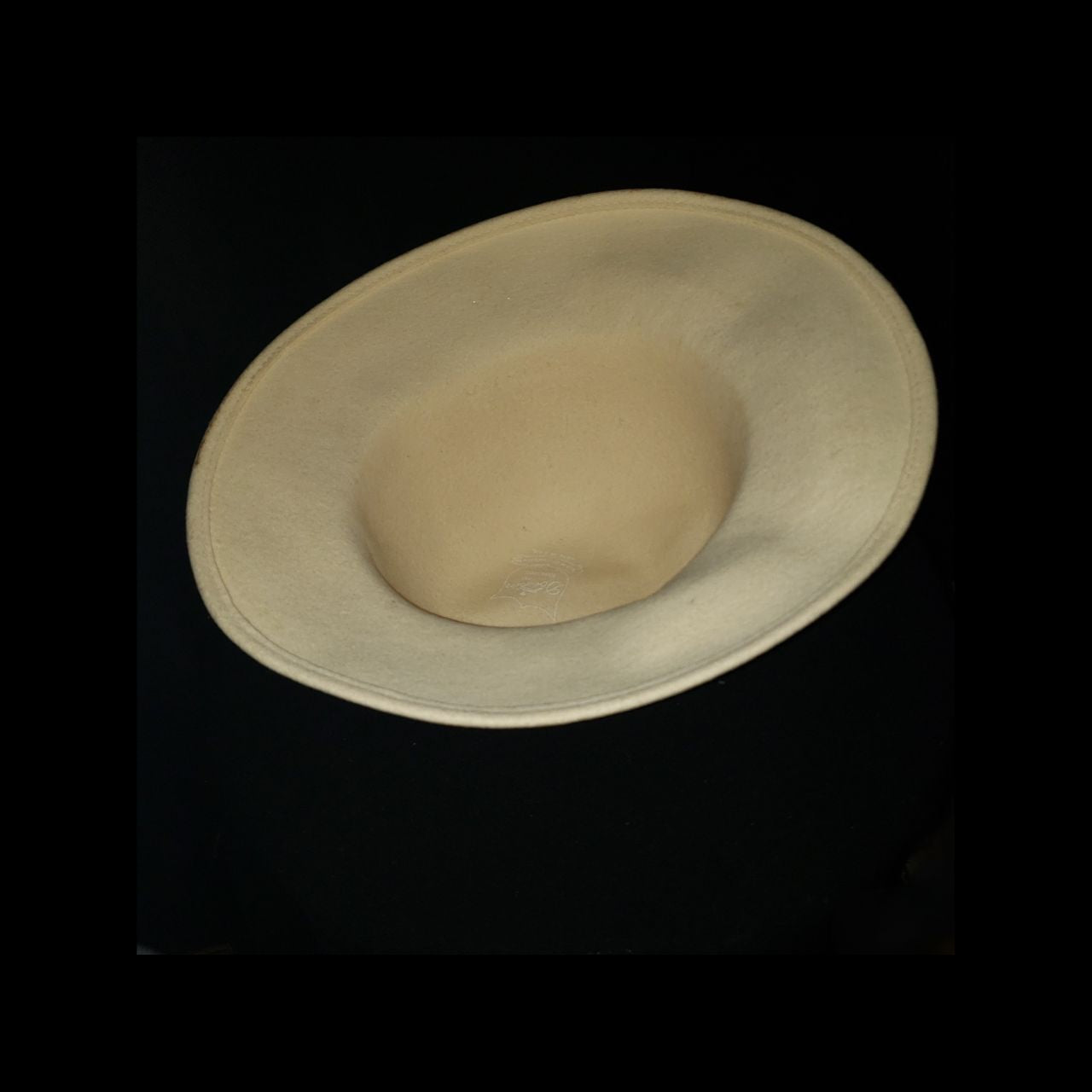 Vintage Ivory Wool Felt Wide Brim Fedora Hat with Satin Ribbon Band