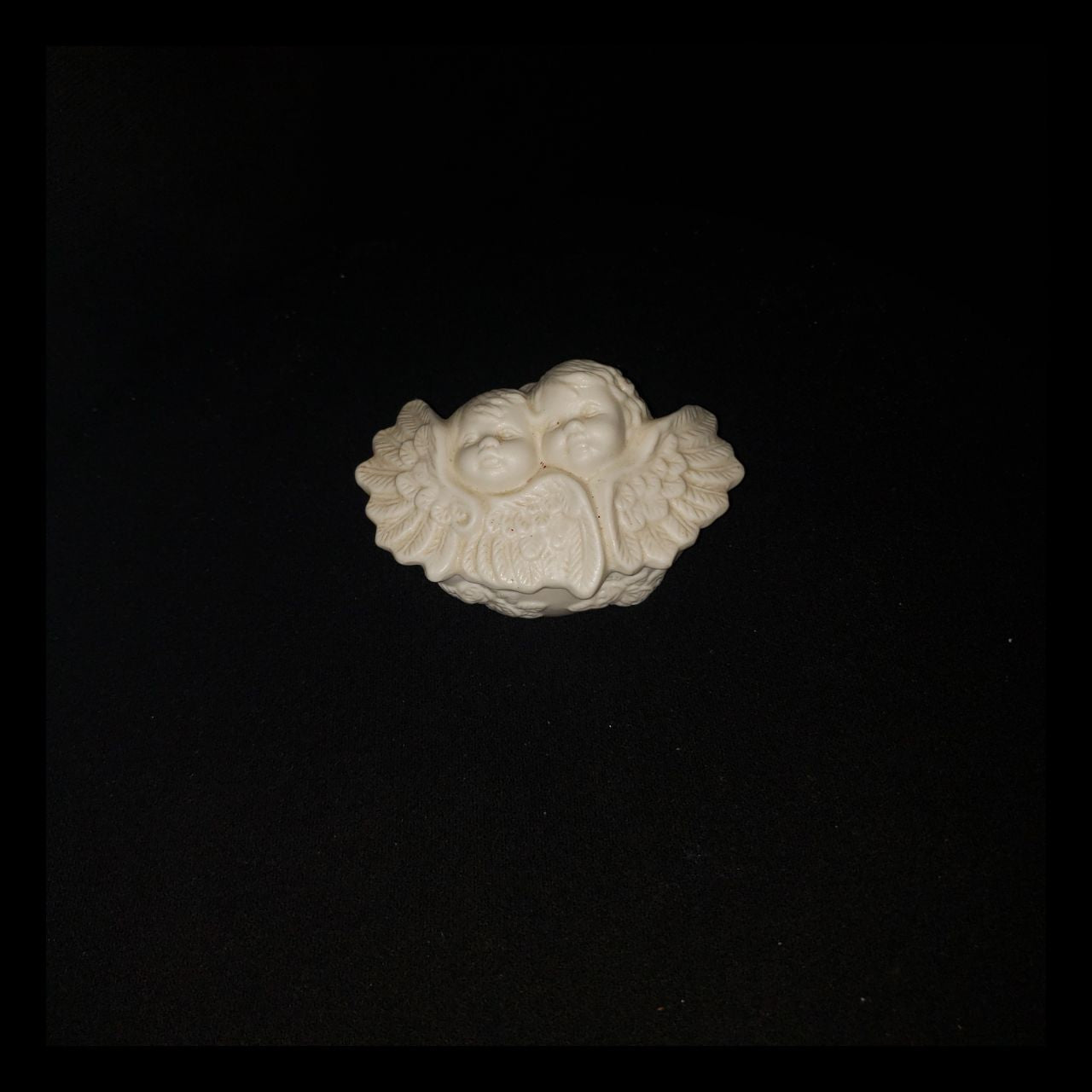 Vintage White Bisque Porcelain Cherub Trinket Box Angel Keepsake Jewelry Box with Lid