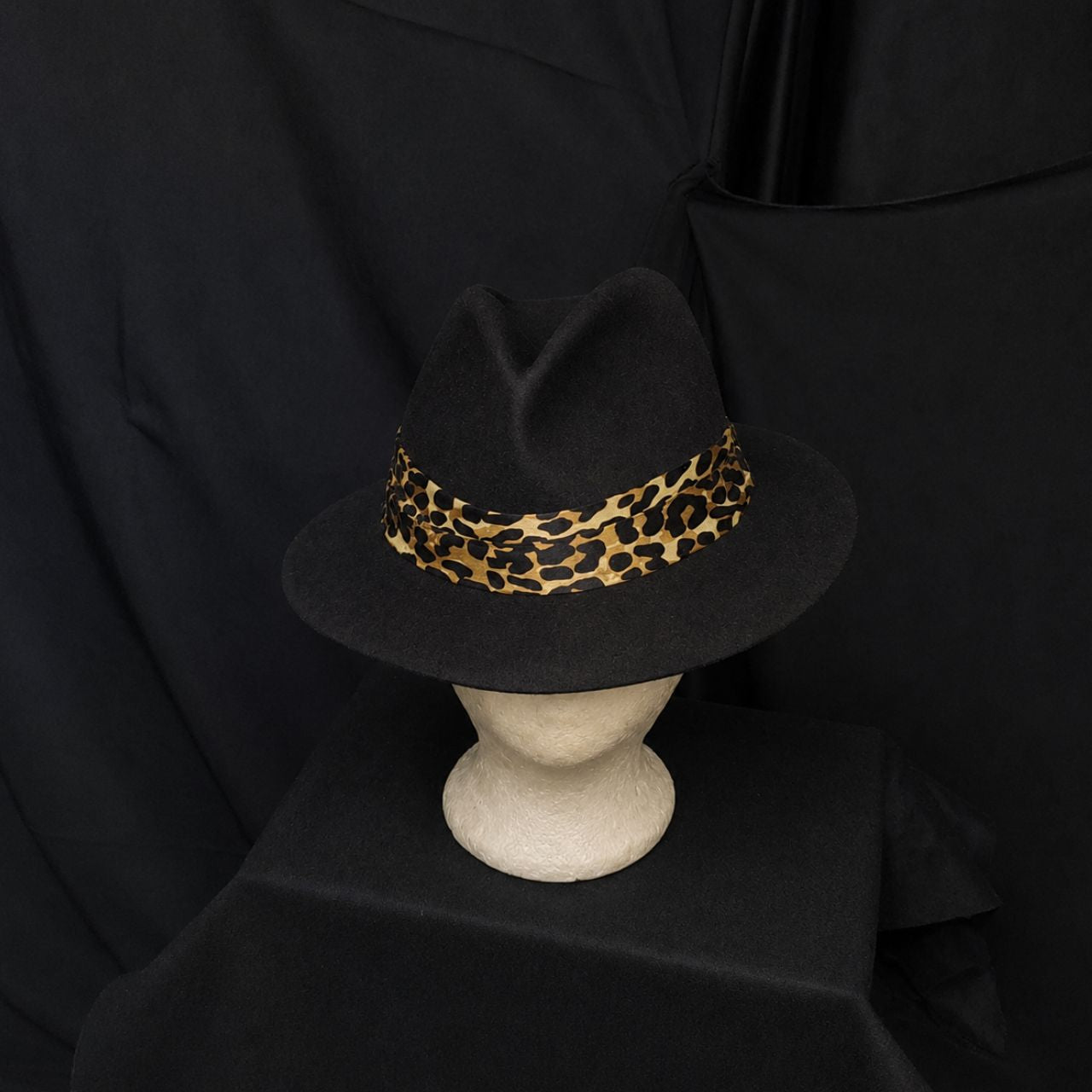 Vintage Bourse Cellini Fedora Hat with Leopard Print Hatband