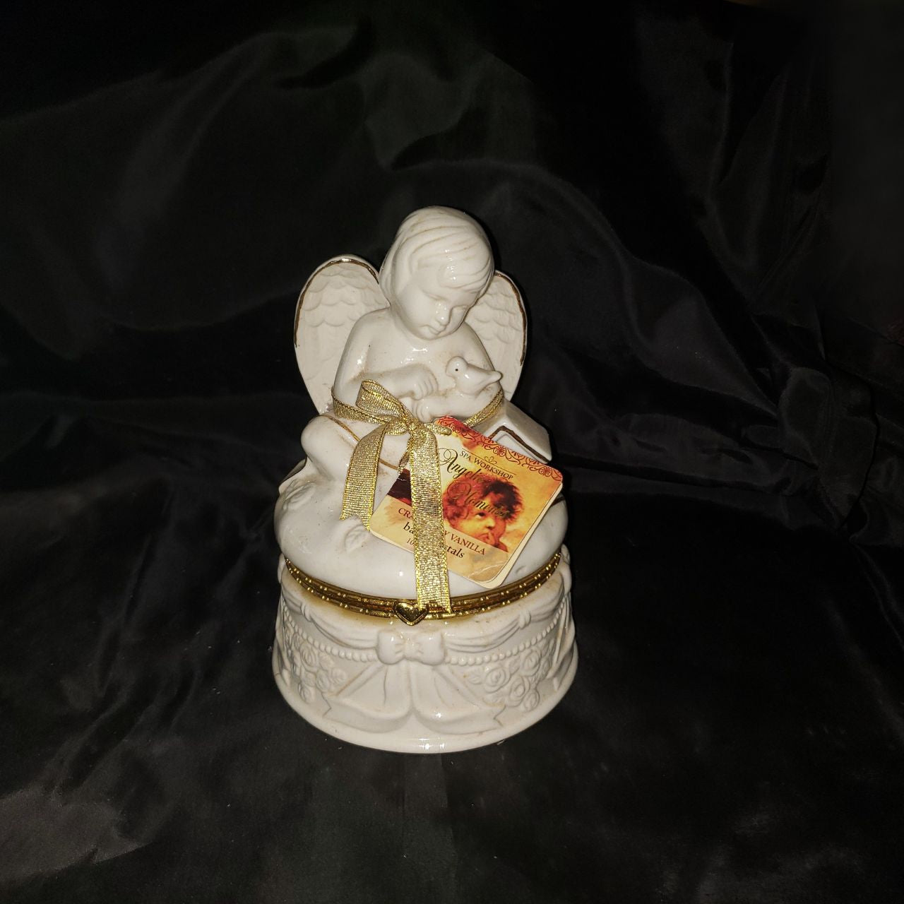 Vintage Cherub Angel Porcelain Trinket Box with Bath Salts