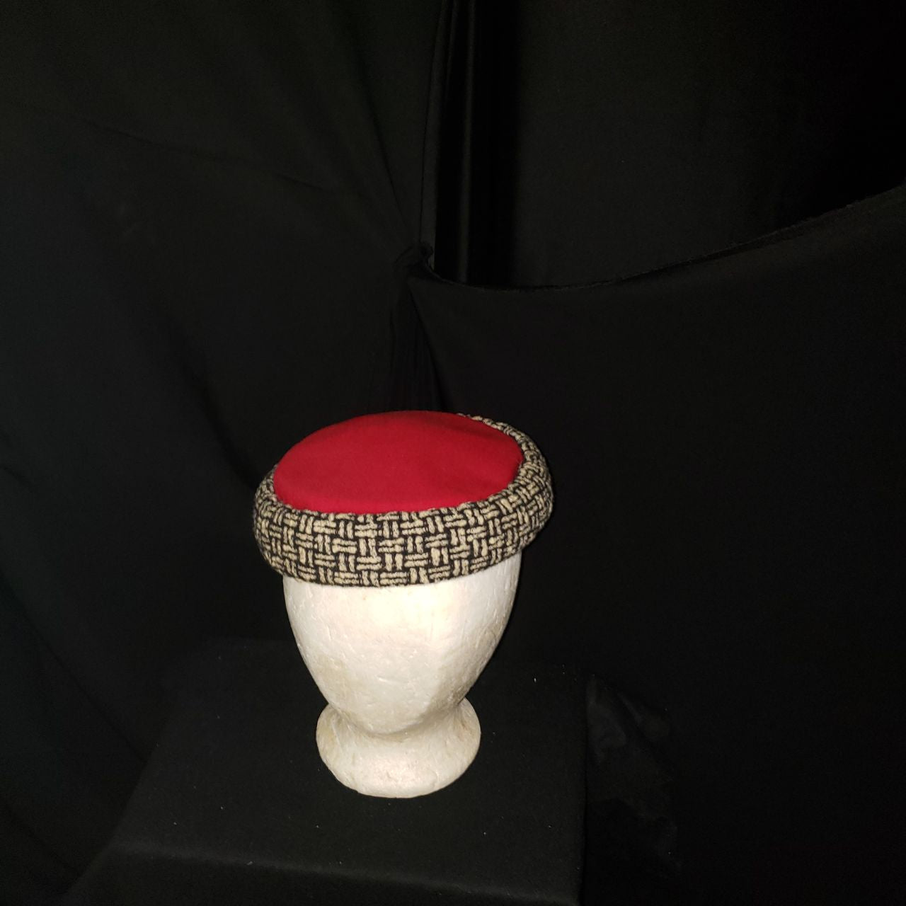 Vintage Red & Black Pillbox Hat / Cocktail Hat